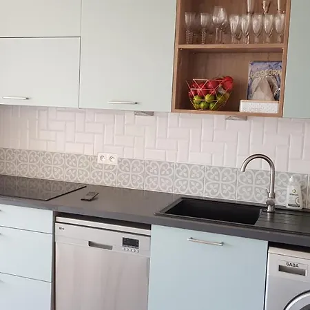 Lucian Mont-saint-michel *