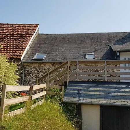 Lucian Mont-saint-michel *