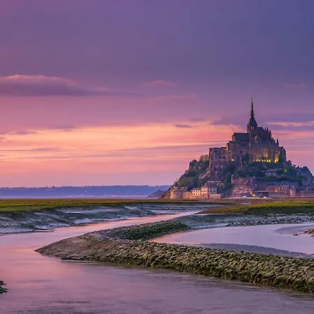 Lucian Mont-saint-michel Hébergement de vacances Moidrey