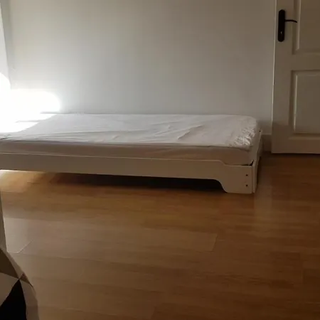 Lucian Mont-saint-michel