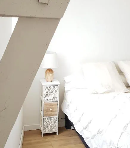 Holiday home Lucian Mont-saint-michel