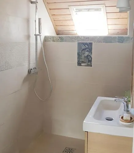 Lucian Mont-saint-michel *