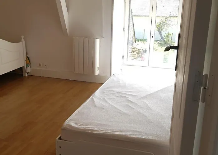 Holiday home Lucian Mont-saint-michel